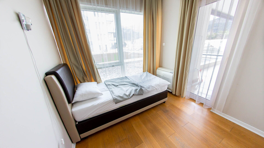 Others 5, Lux Apartments Sunrior