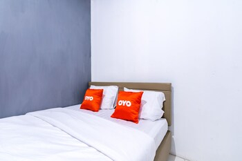 Others 2, OYO 1421 Kasmaran Guest House Syariah, Jakarta Timur