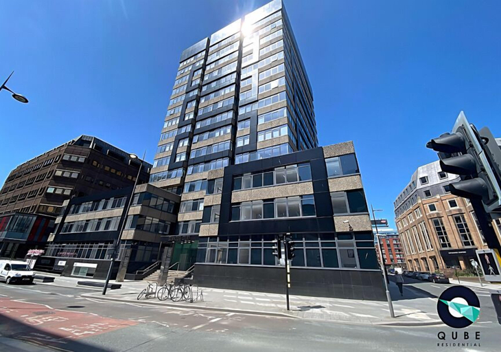 Exterior & Views 2, 2 Bedroom Central Apartment, Sefton