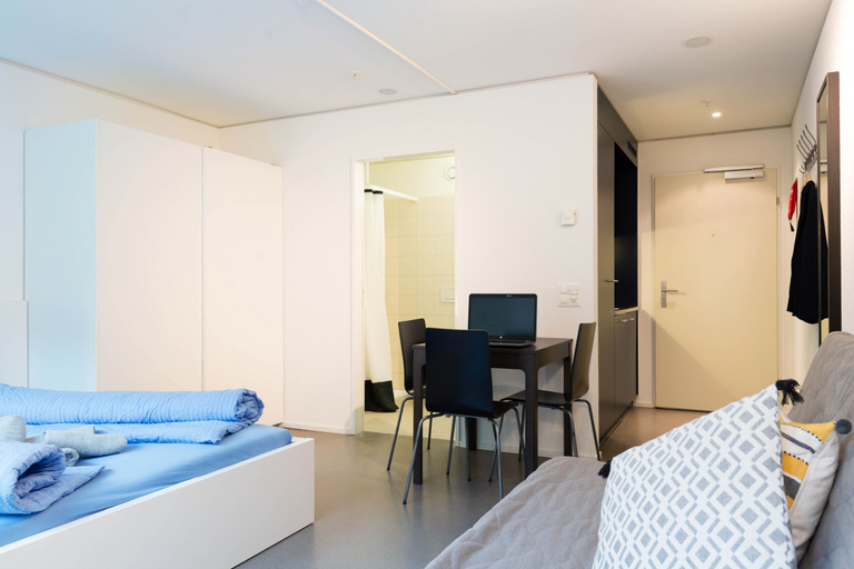 Room 4, Hitrental Allmend Standard Studios, Luzern