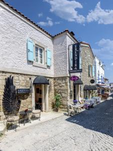 Others 2, Erendira Hotel - Special Class, Çeşme