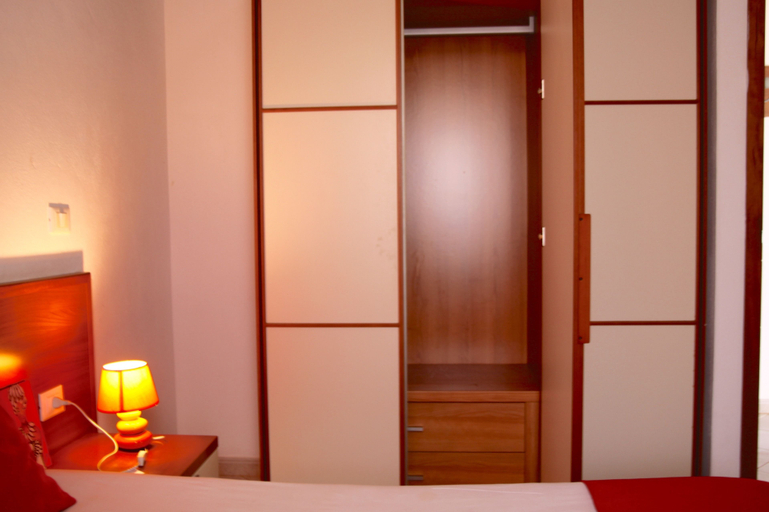 Bedroom 2, Nautilus Aparthotel