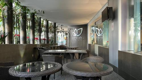 Others 2, NewPort love hotel, Mexico City