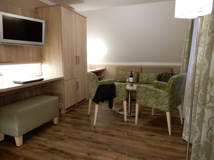Others 5, HotelPension Am Hafen, Aurich