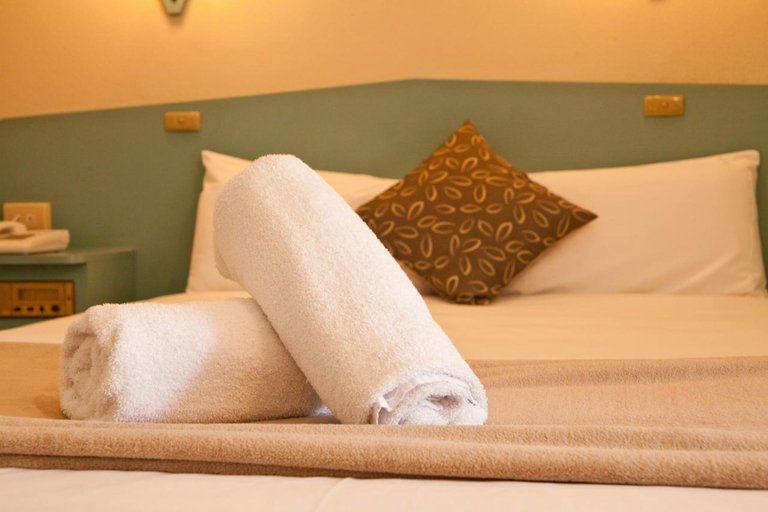 Bedroom 2, Mount Gambier International Motel, Grant