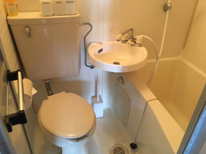 Bathroom 5, Exsaison Shirokita 409, Osaka