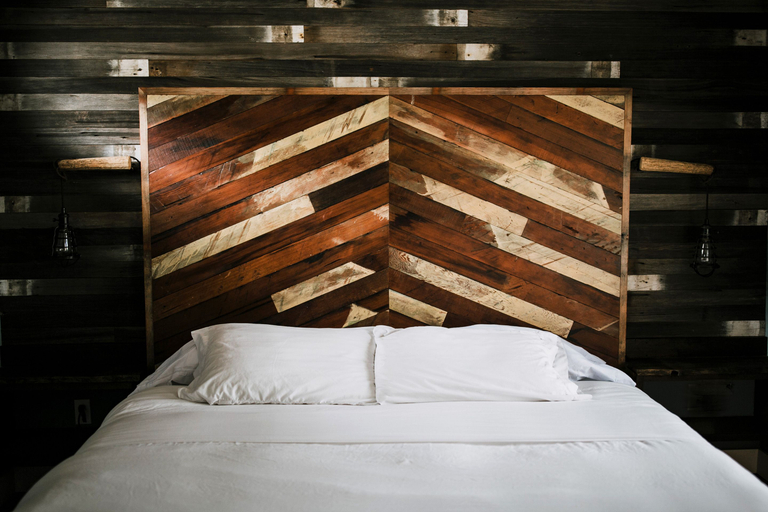 Room 5, Pitchwood Inn & Alehouse, Pacific
