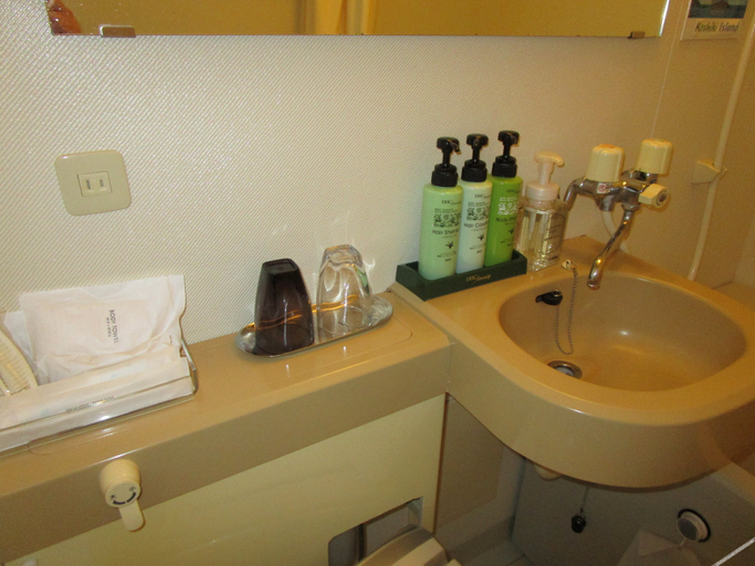 Bathroom 4, HOTEL AreaOne Koshiki Island, Satsumasendai