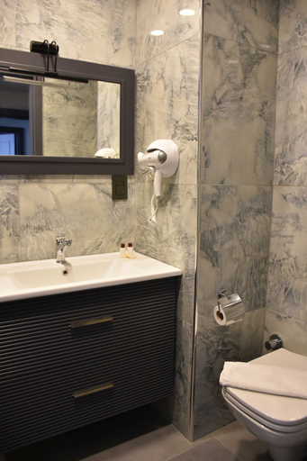 Bathroom 5, Shishly Palace Hotel, Şişli