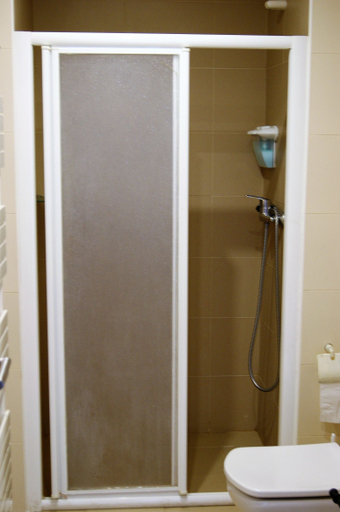 Bathroom 3, Apartamentos De Montaña Mendiola, Navarra