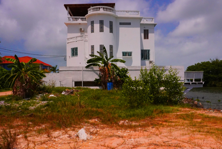 Others 3, See Belize Vacation Rentals