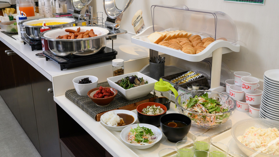Food & Drinks 4, Hotel Econo Taki, Taki