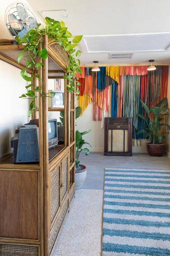 Public Area, Selina Gold Dust, Miami-Dade
