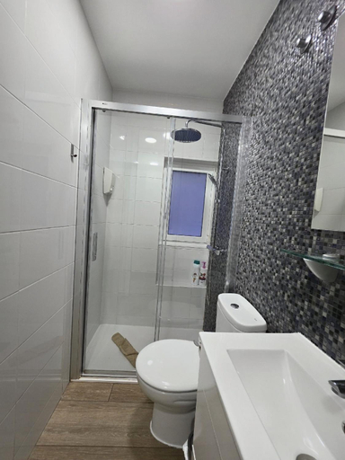 Bathroom 2, Alojamientos Agaete Pueblo Nº7, Las Palmas