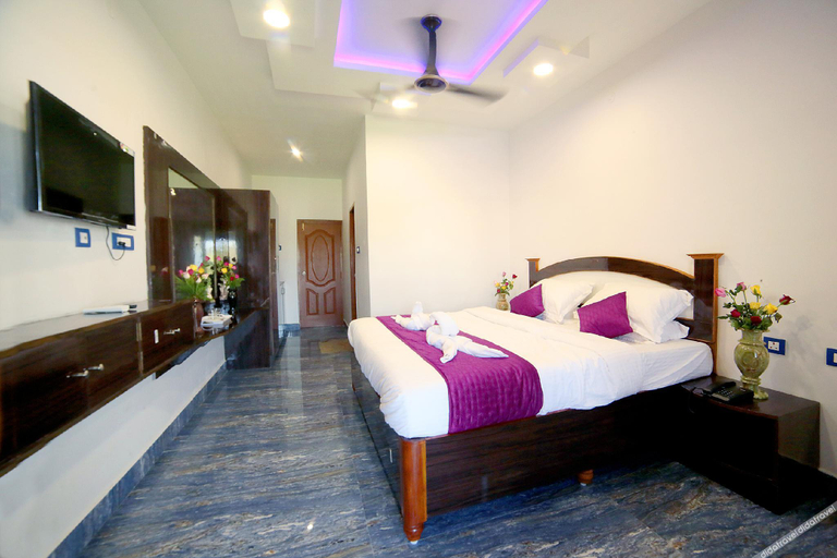 Bedroom 2, Sathvika Hotels, Kancheepuram