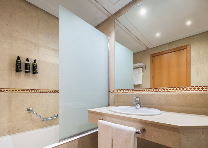 Bathroom 4, Dorma Juan de Austria, Valladolid