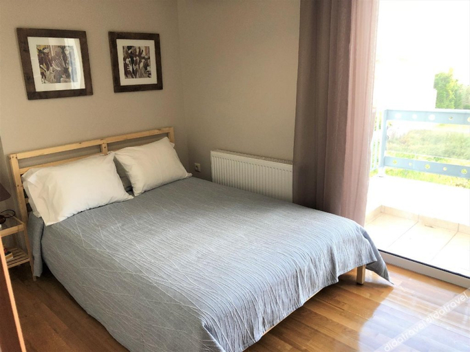 Bedroom 2, Athens Airport Lodge, Attica