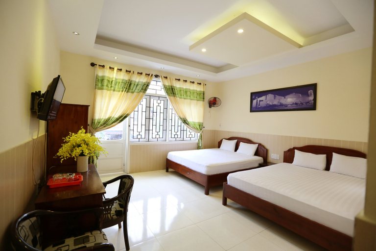 Bedroom 2, Minh Quang Hotel, Da Nang