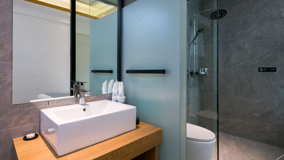 Bathroom 3, Floral Hotel Luheju, Tongren