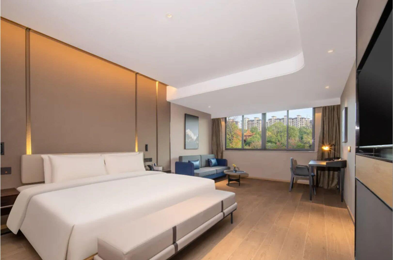 Bedroom 2, Mercure Nanjing Sun Yat-Sen Mausoleum, Nanjing