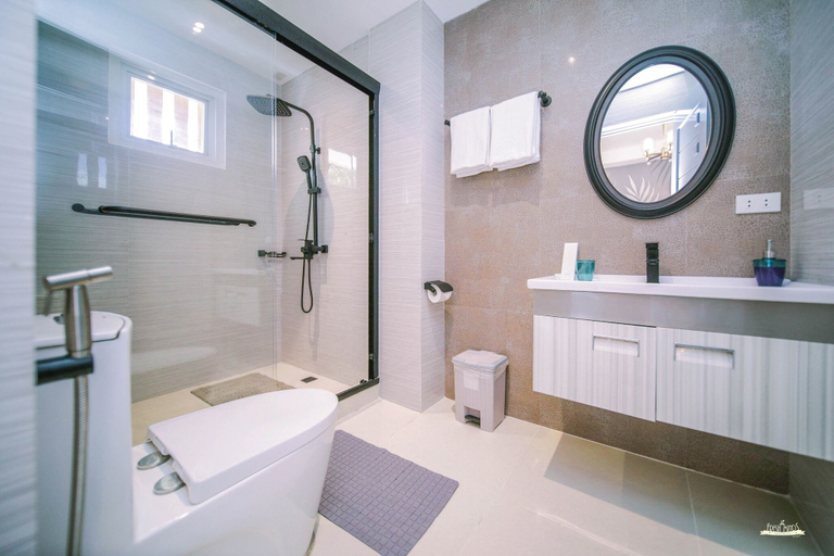 Bathroom 3, Casa La Silvinas Hotel and Event Resort, Tagaytay City