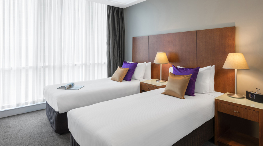 Bedroom 5, Park Regis - Griffin Suites, Melbourne