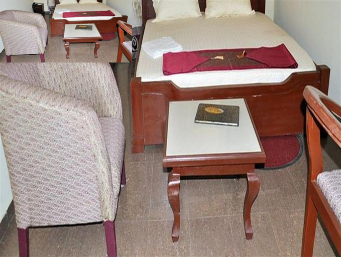 Bedroom, Keviz Hotel, Alimosho