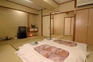 Others 5, Hotel Iida, Kyoto