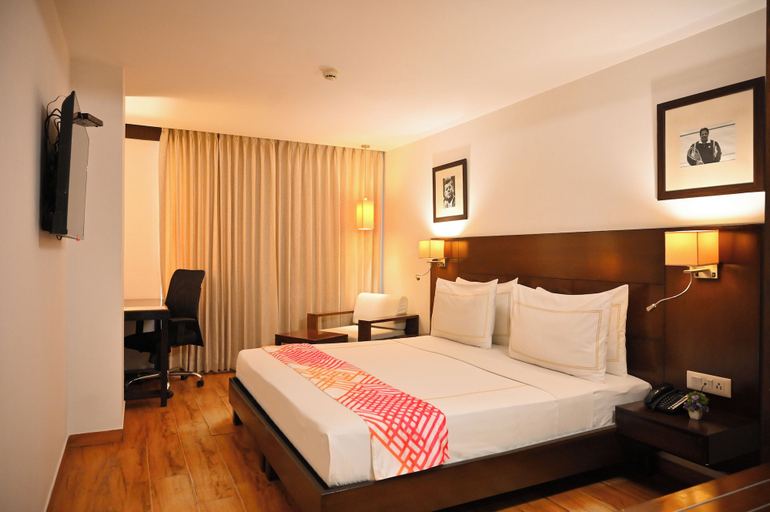 Bedroom 2, Ginger Vadodara,Alkapuri, Vadodara