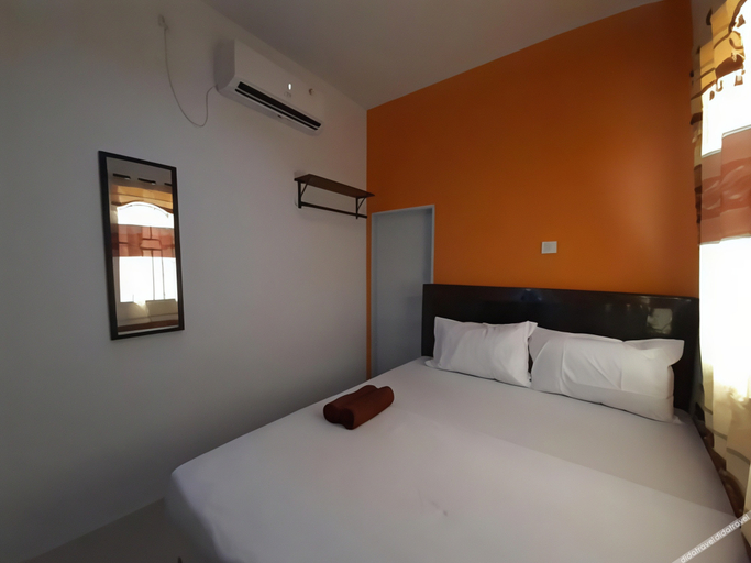 Bedroom 2, Capital O 93076 Batam Backpacker Guesthouse 2, Batam