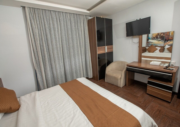 Others 4, Mera Park Hotel, Jeddah