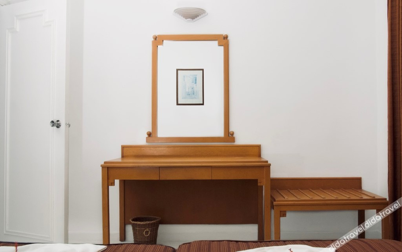 Bedroom 2, Dar El Manara Djerba Hotel & Aparts, Djerba Midoun
