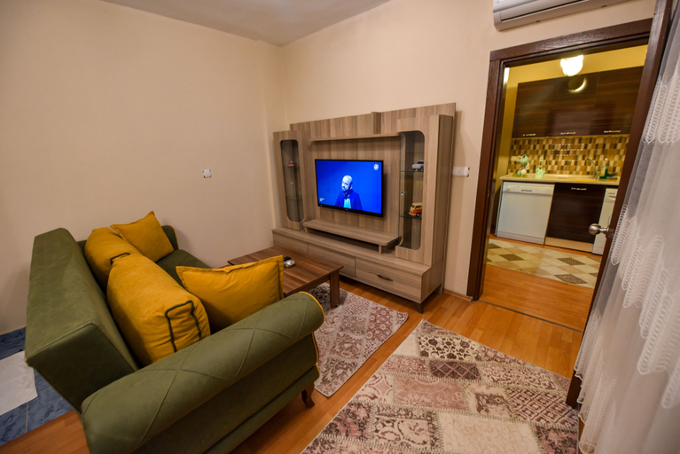 Living area 5, My Guse Suite, Merkez
