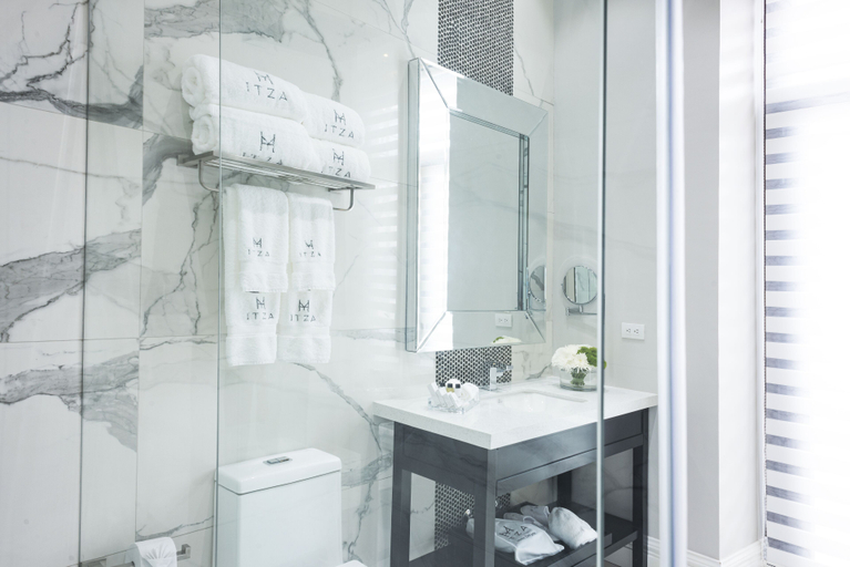 Bathroom 3, Itza Hotel Boutique Internacional, Cuenca