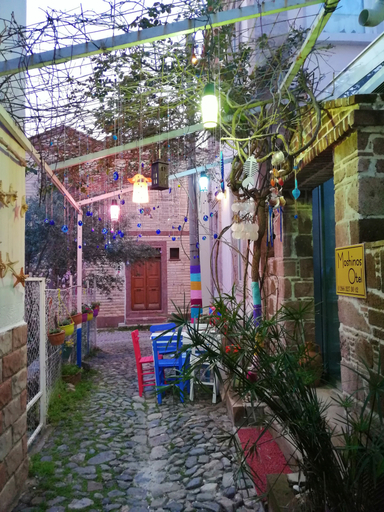 Others 4, Moshinos Otel, Ayvalık