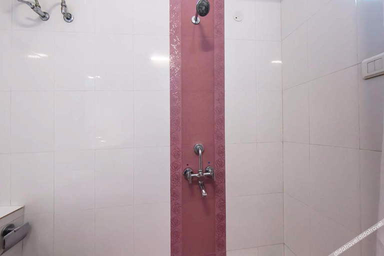 Bathroom 4, Aishwarya Le Royal, Mysore