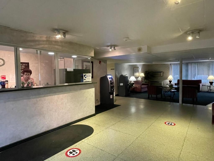 Public Area 2, The Wayne Inn, Passaic