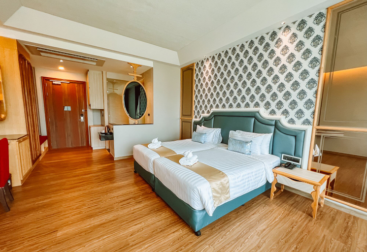 Bedroom 3, Grand Lord Hotel& Residence, Sattahip