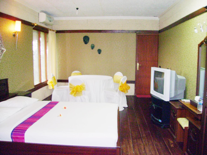 Bedroom 2, Swaloh Hill Resort, Tulungagung