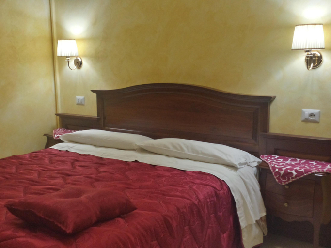 Others 4, B&B Pitagora, Rome