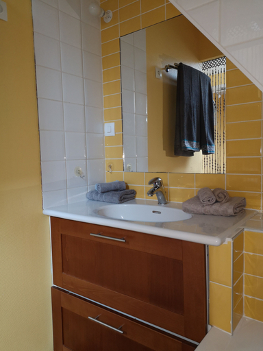 Bathroom 3, La Hautee des Francs, Indre-et-Loire