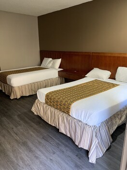 Others 1, Circle Inn Motel, Riverside