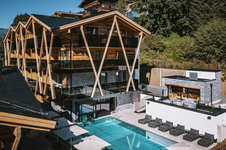 Sport & Beauty 2, GLEMM by AvenidA incl Joker Card, Zell am See