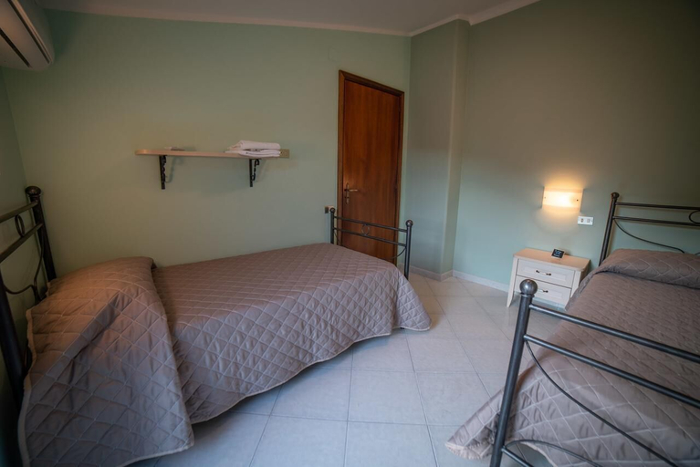 Others 4, Pie' d'Ulivo - La Residenza nel Centro Storico, Salerno