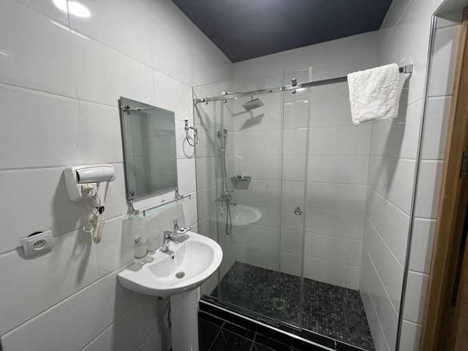 Bathroom, Aurora Hotel, Tashkent City