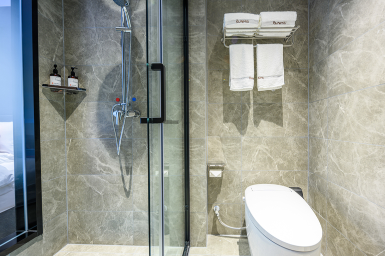 Bathroom 3, Thank Hotel Plus Chengdu Xindu Shibantan Dongfeng Street, Chengdu