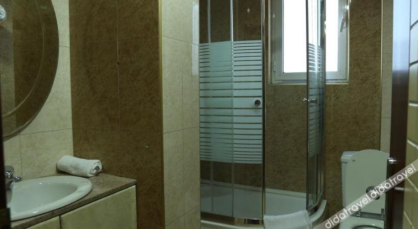 Bathroom 4, Perla Hotel, Pogradecit