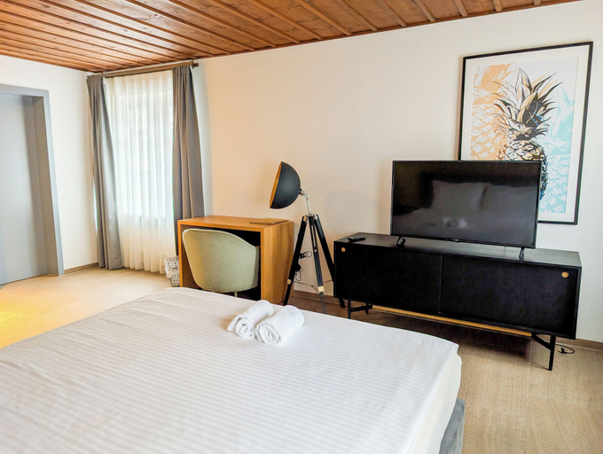 Room 5, Hotel Taverne zum Kreuz by Nuu's, Winterthur