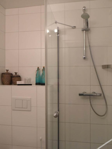 Bathroom 3, Hotel De Kroon, Loon op Zand