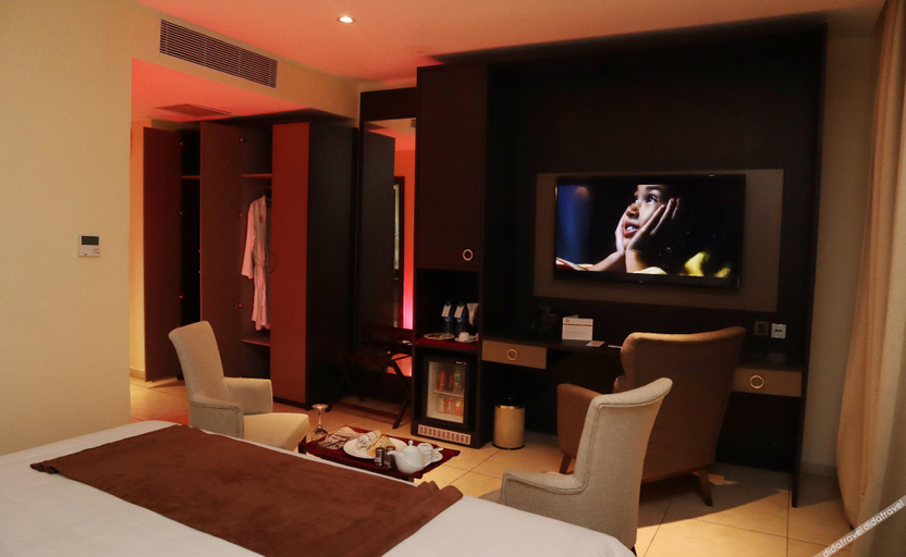 Bedroom 2, Monty Suites Calabar, Calabar